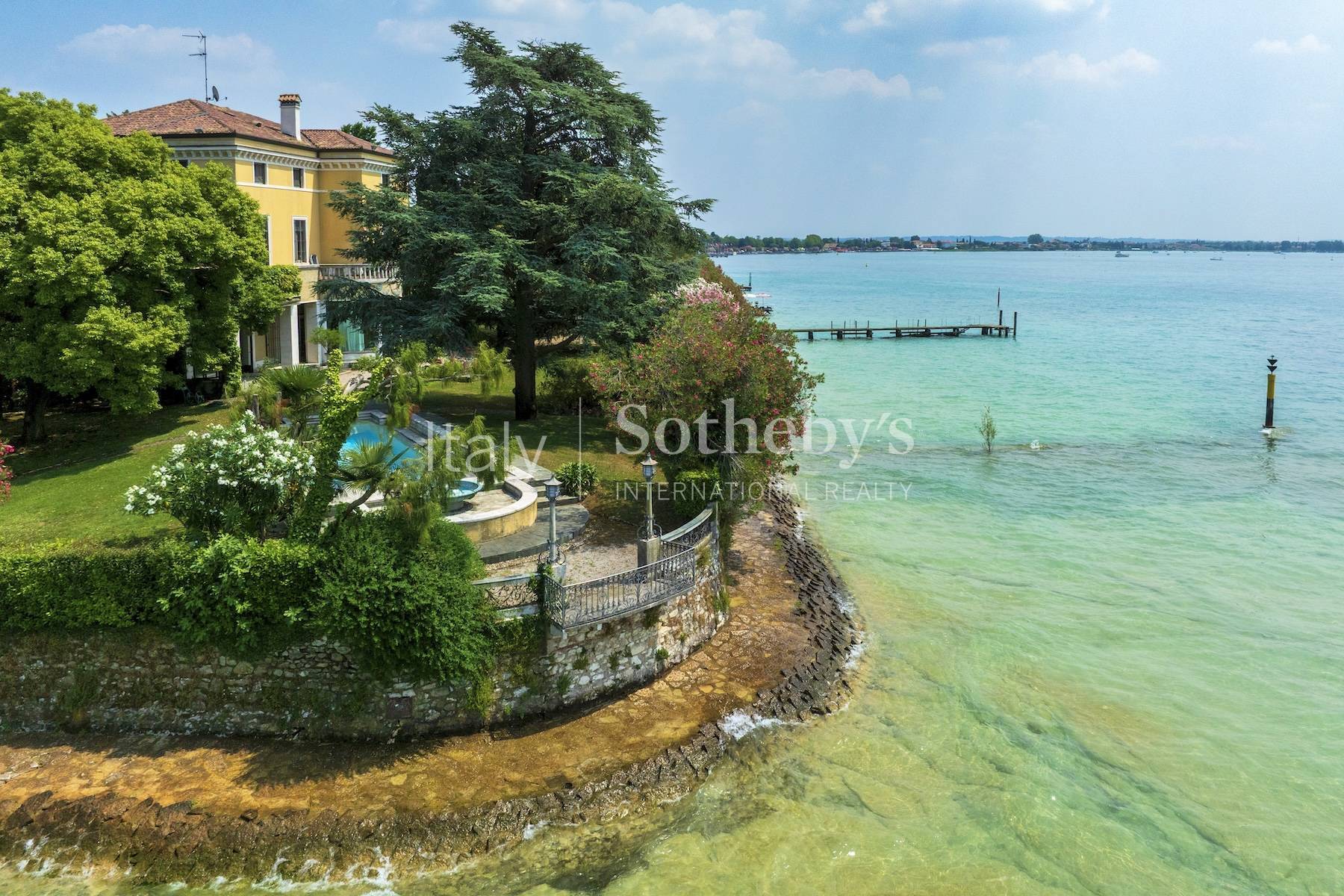  Unrivalled waterfront estate on Lake Garda - 物件實景