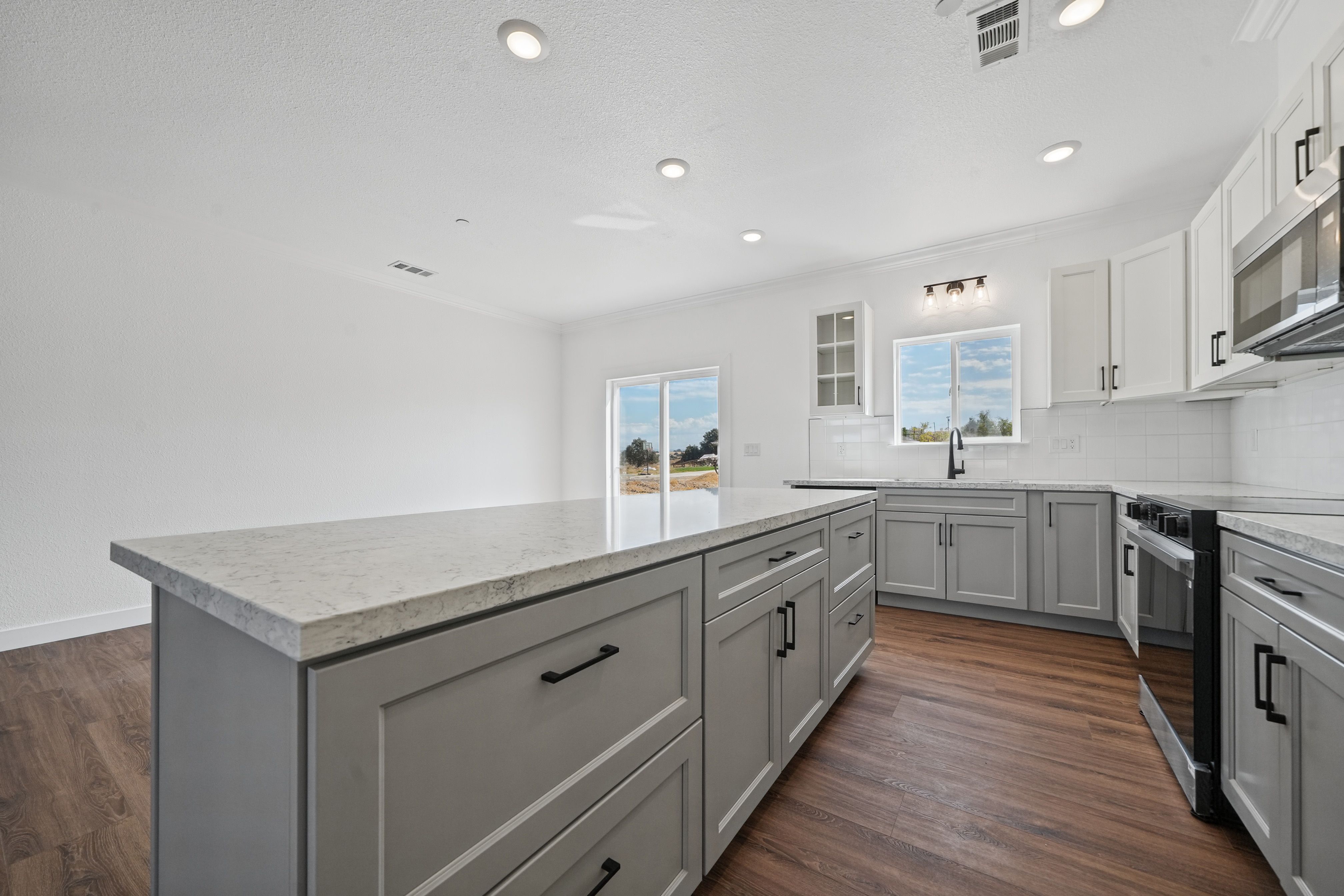  1986 Village Drive, Ione, CA 95640 - 物件實景