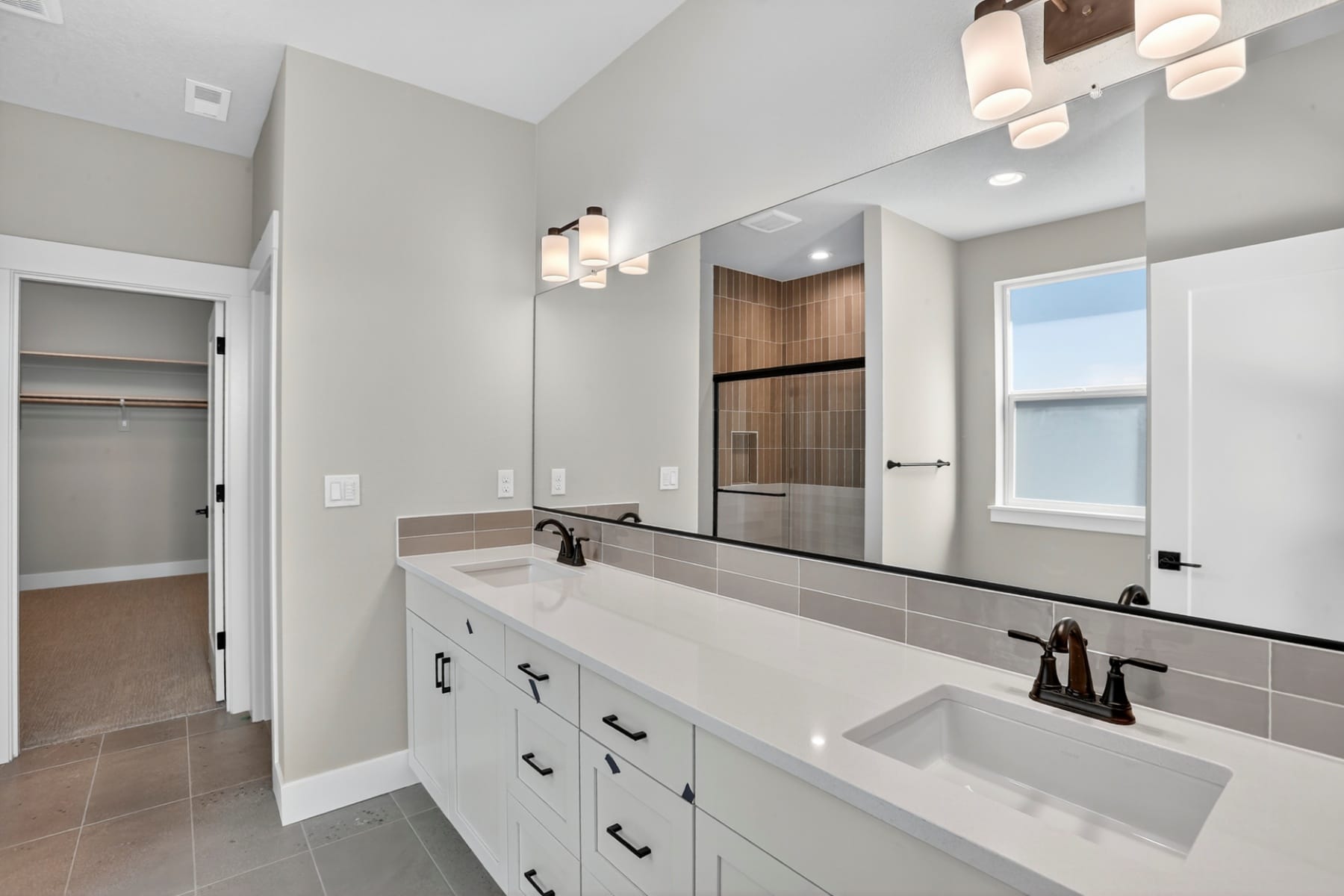  12188 SW Autumnview ST Tigard, OR 97224 - 物件實景