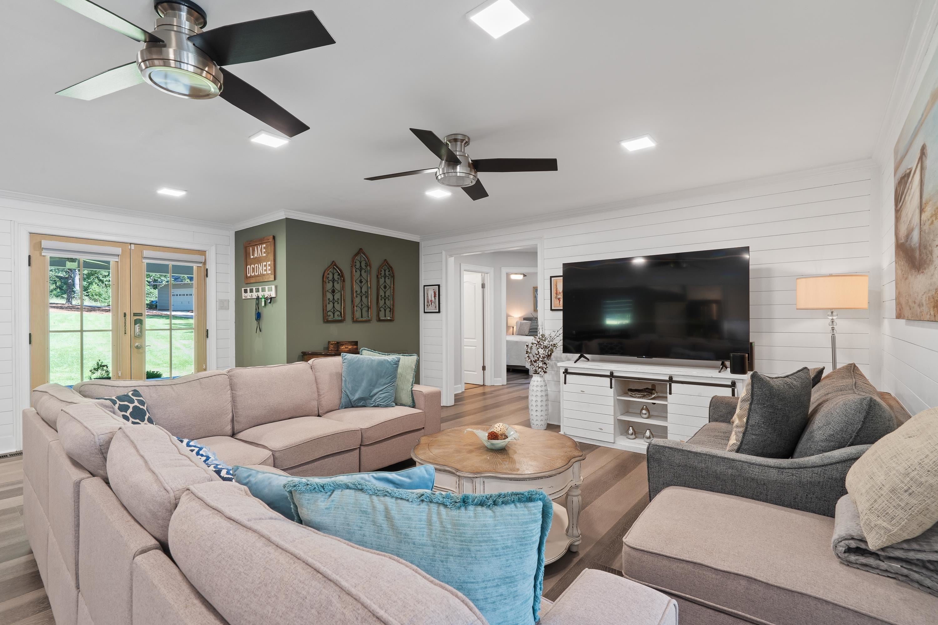 Eatonton, Georgia, 31024, United States, 3 Bedrooms Bedrooms, ,3 BathroomsBathrooms,Residential,For Sale,1950859