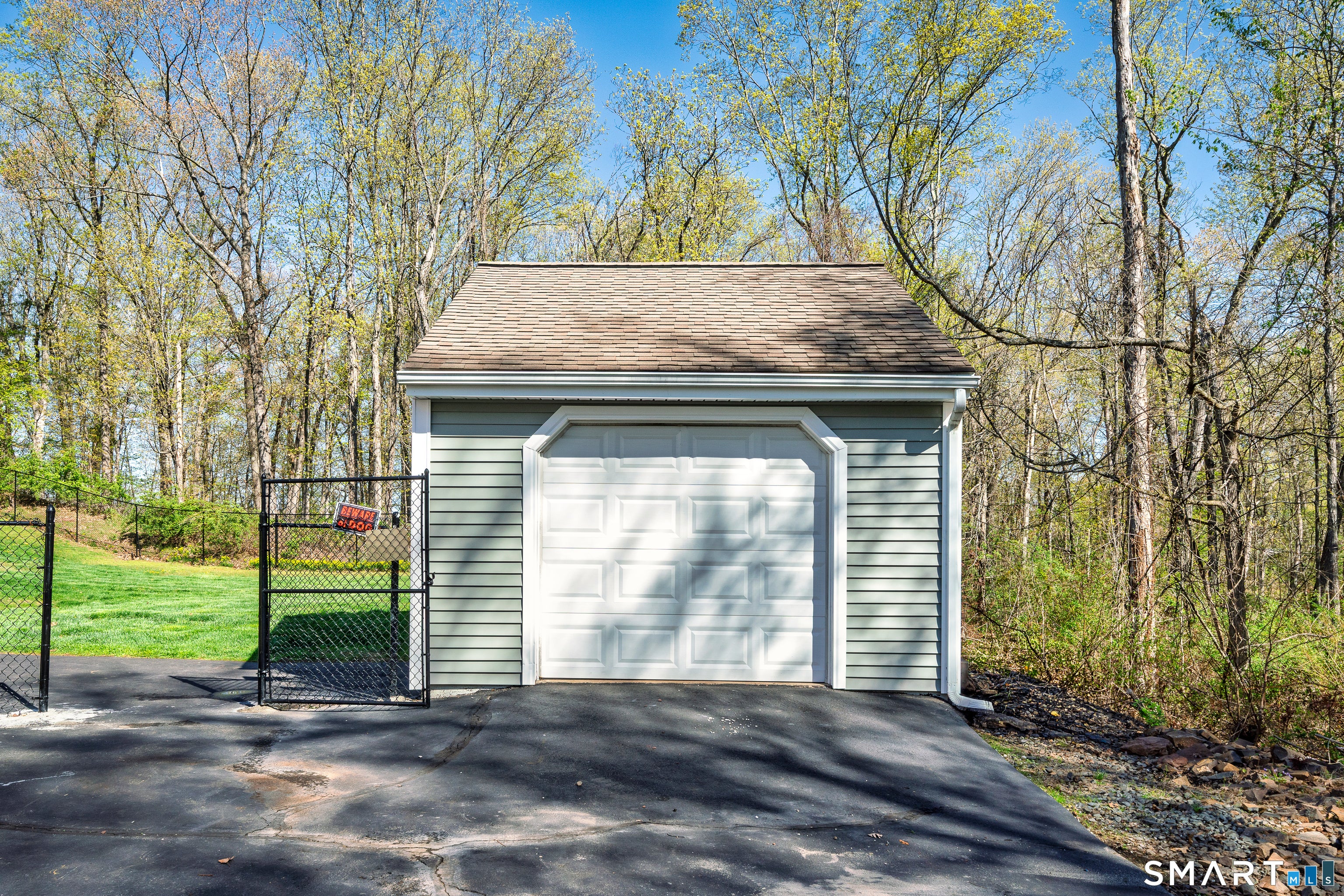 Middletown, Connecticut, 06457, United States, 5 Bedrooms Bedrooms, ,5 BathroomsBathrooms,Residential,For Sale,2042912