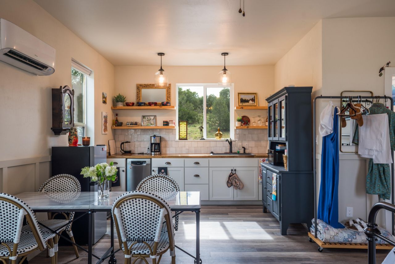 Sandia Park, New Mexico, 87047, United States, 4 Bedrooms Bedrooms, ,4 BathroomsBathrooms,Residential,For Sale,1903649