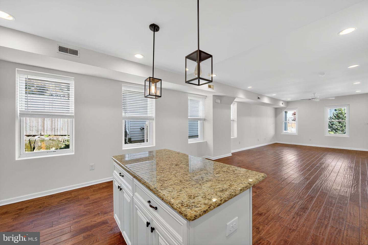 Conshohocken, Pennsylvania, 19428, United States, 3 Bedrooms Bedrooms, ,3 BathroomsBathrooms,Residential,For Sale,1989240