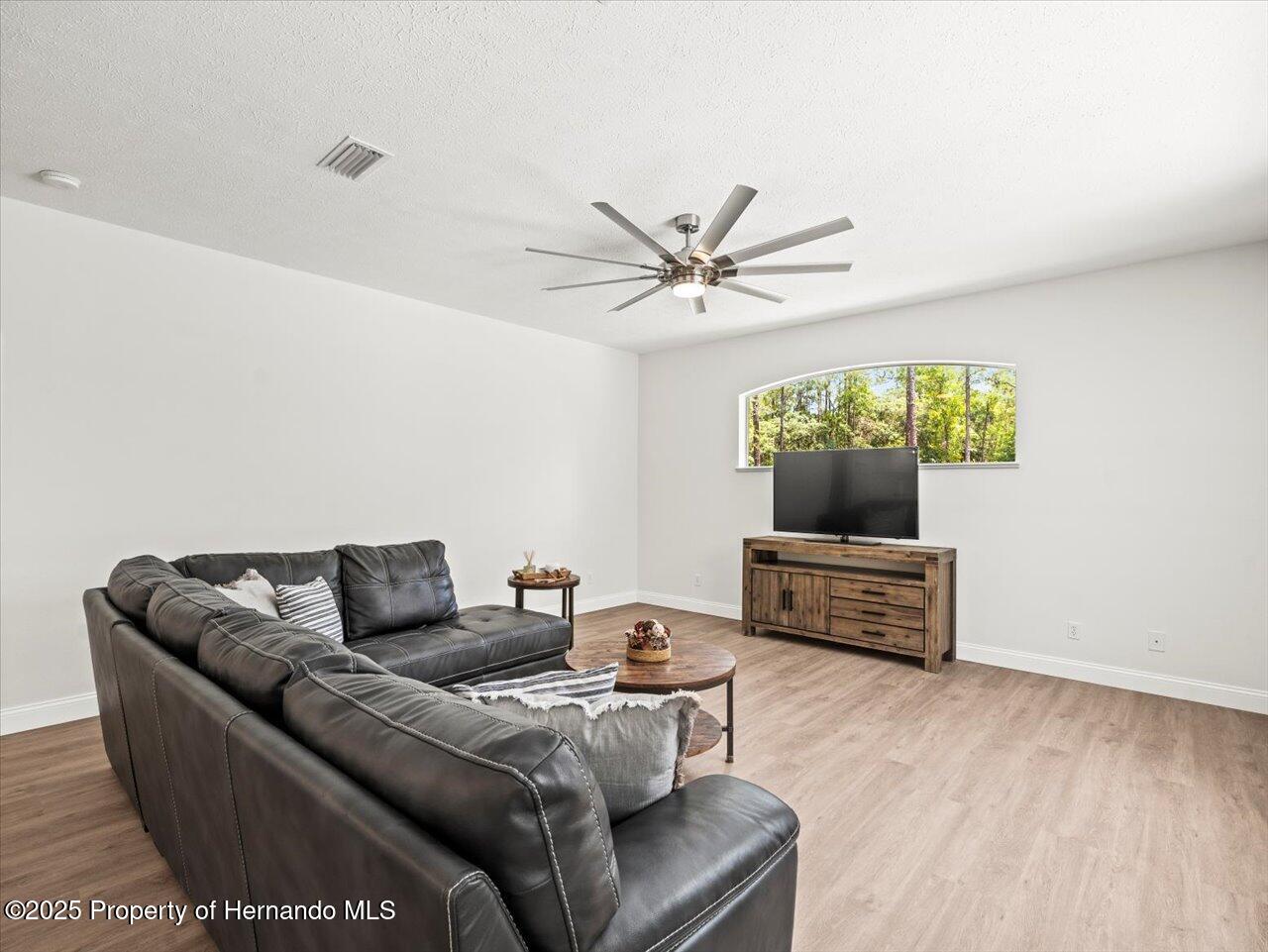 Inverness, Florida, 34453, United States, 4 Bedrooms Bedrooms, ,3 BathroomsBathrooms,Residential,For Sale,1846671
