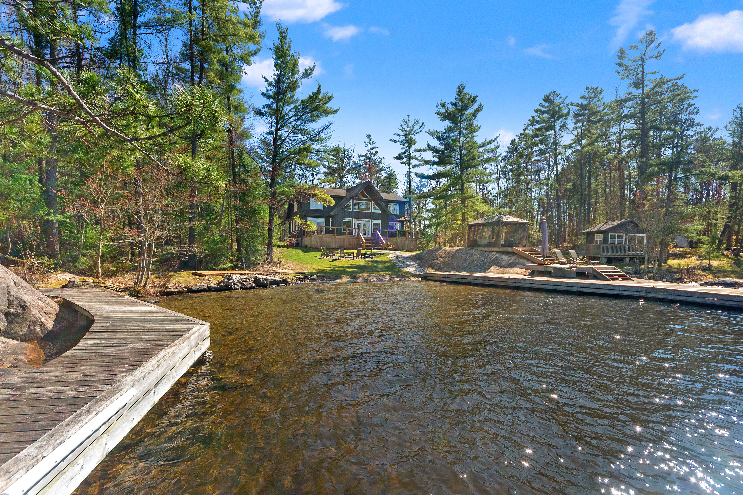  Stunning Go Home Lake Retreat - 物件實景