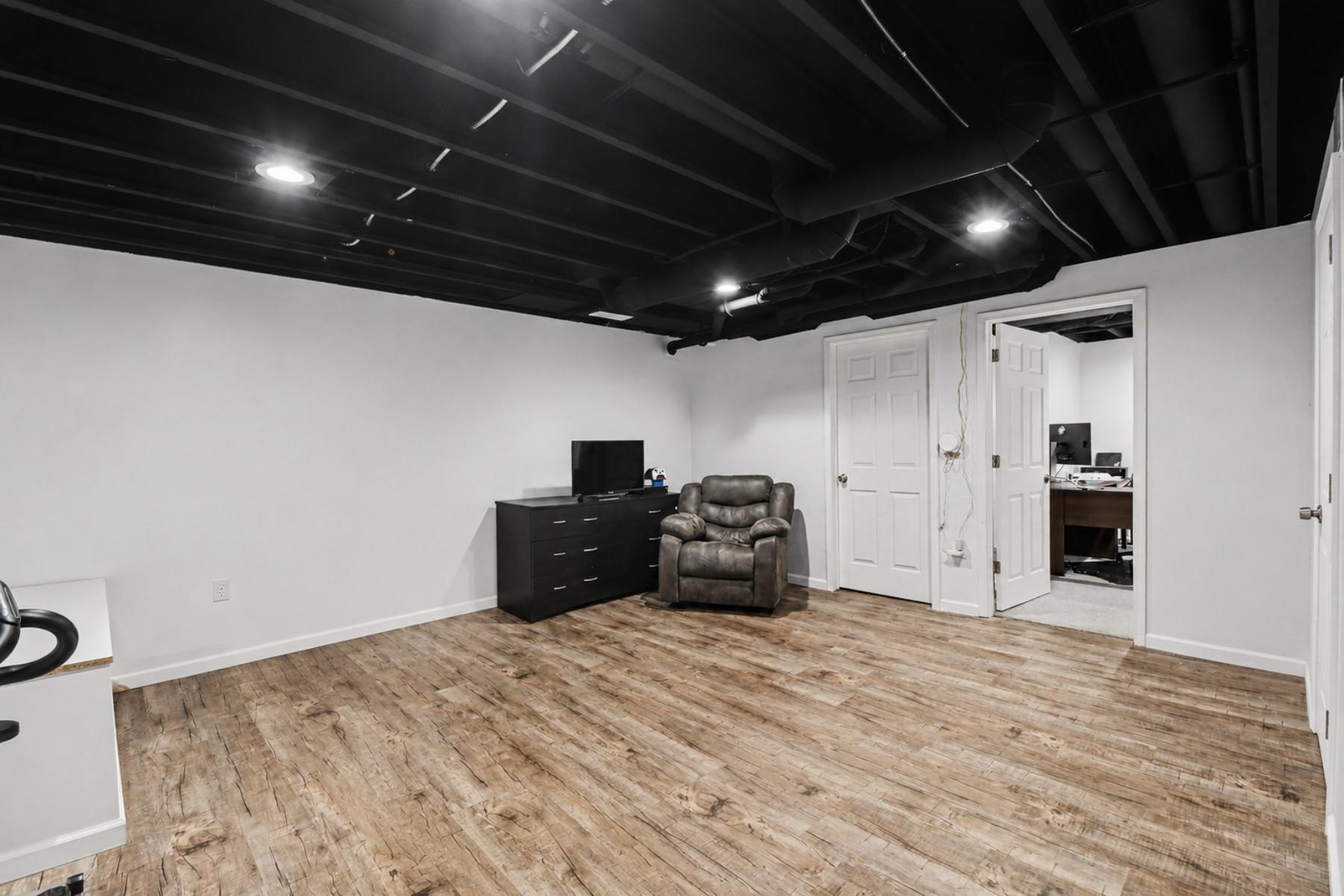  Chesterfield Twp - 物件實景