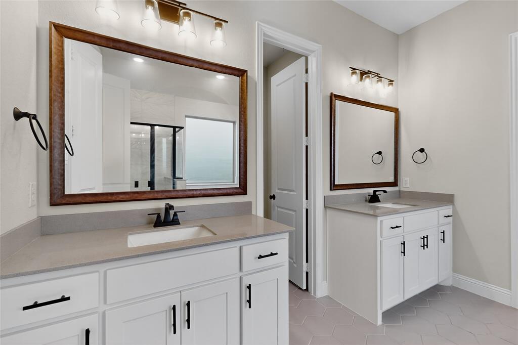 Mansfield, Texas, 76063, United States, 4 Bedrooms Bedrooms, ,4 BathroomsBathrooms,Residential,For Sale,1937764