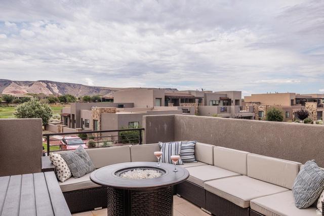 St. George, Utah, 84770, United States, 3 Bedrooms Bedrooms, ,5 BathroomsBathrooms,Residential,For Sale,1975580