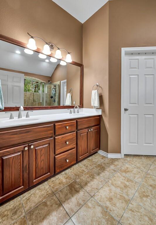 Belton, Texas, 76513, United States, 4 Bedrooms Bedrooms, ,3 BathroomsBathrooms,Residential,For Sale,1770820