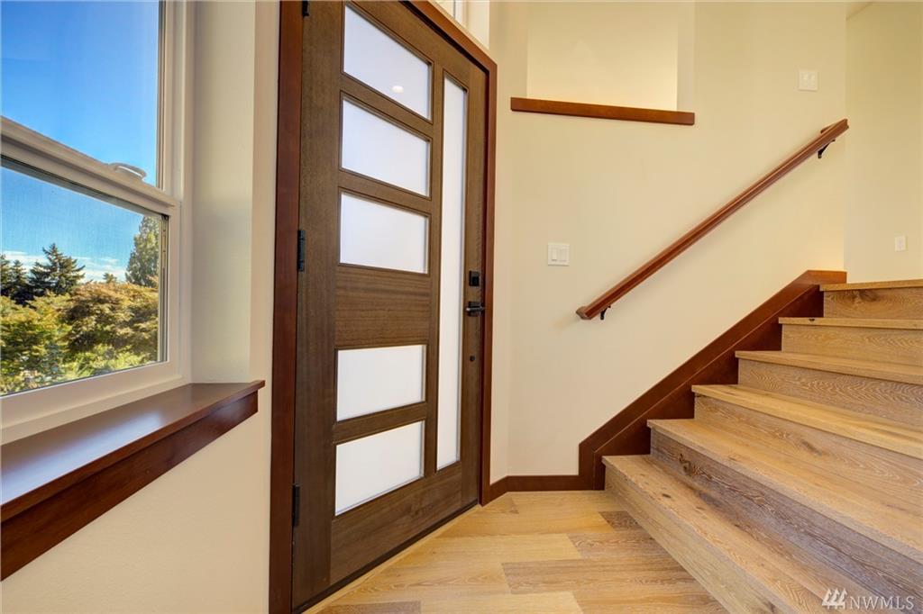 16001 36th Ave NE, Lake Forest Park, Washington, 98155, United States, 2 Bedrooms Bedrooms, ,4 BathroomsBathrooms,Residential,For Sale,16001 36th Ave NE,1621421