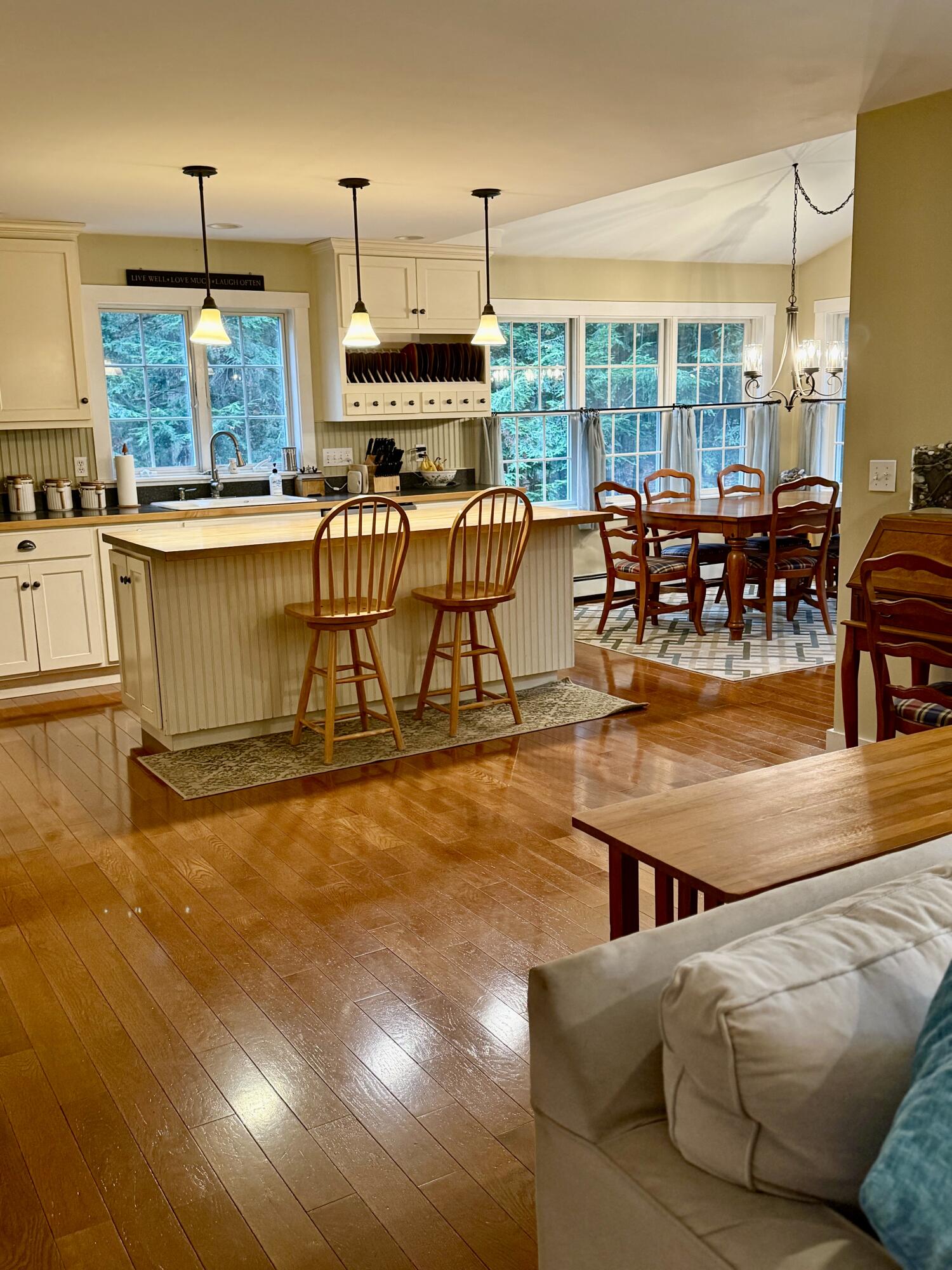 North Yarmouth, Maine, 04097, United States, 3 Bedrooms Bedrooms, ,3 BathroomsBathrooms,Residential,For Sale,1998444