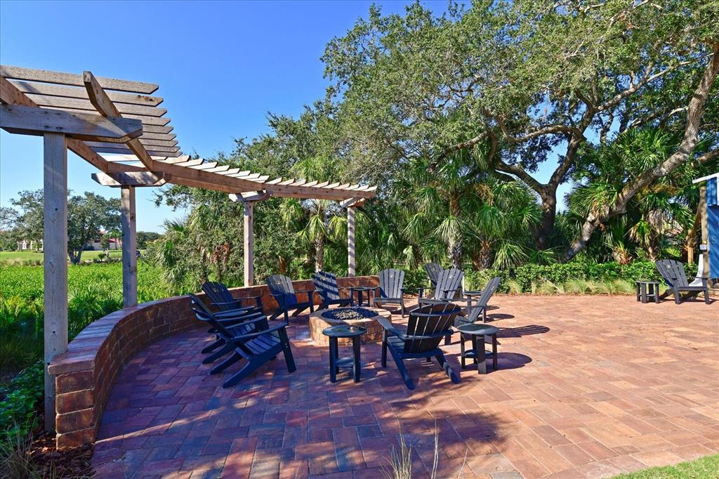 Bradenton, Florida, 34212, United States, 4 Bedrooms Bedrooms, ,3 BathroomsBathrooms,Residential,For Sale,1848553