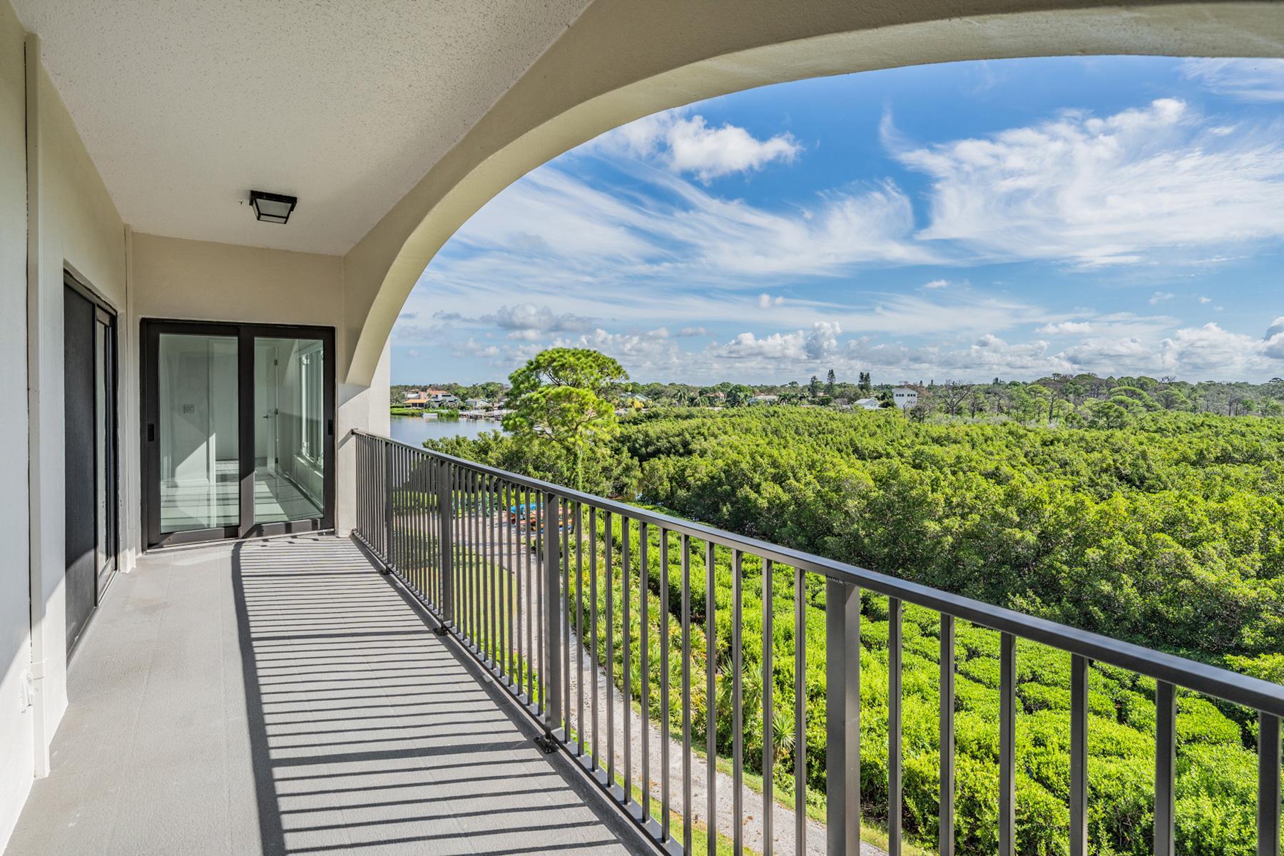Tarpon Springs, Florida, 34689, United States, 4 Bedrooms Bedrooms, ,4 BathroomsBathrooms,Residential,For Sale,1863560