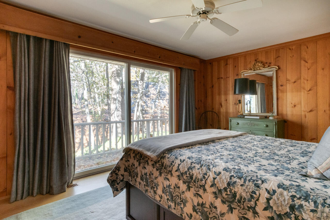 Fennville, Michigan, 49408, United States, 9 Bedrooms Bedrooms, ,10 BathroomsBathrooms,Residential,For Sale,1992421