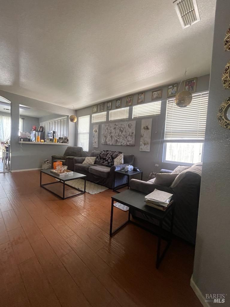 Santa Rosa, California, 95404, United States, 3 Bedrooms Bedrooms, ,2 BathroomsBathrooms,Residential,For Sale,1927812