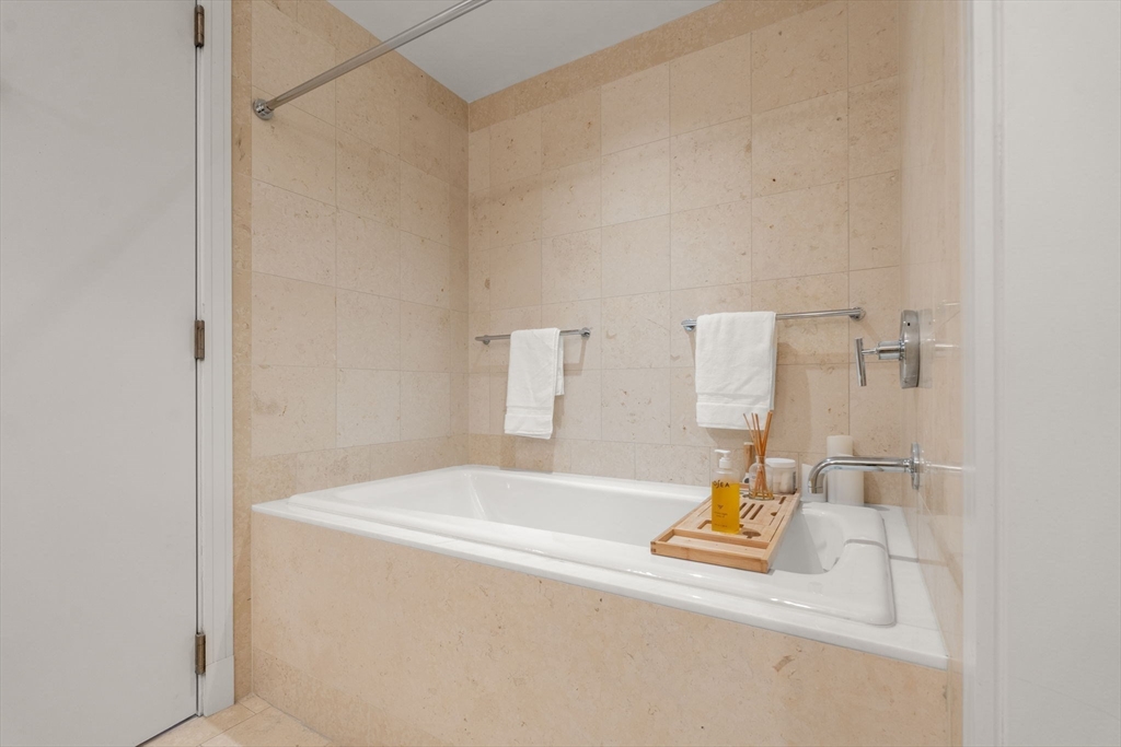 Boston, Massachusetts, 02210, United States, 2 Bedrooms Bedrooms, ,3 BathroomsBathrooms,Residential,For Sale,1770801