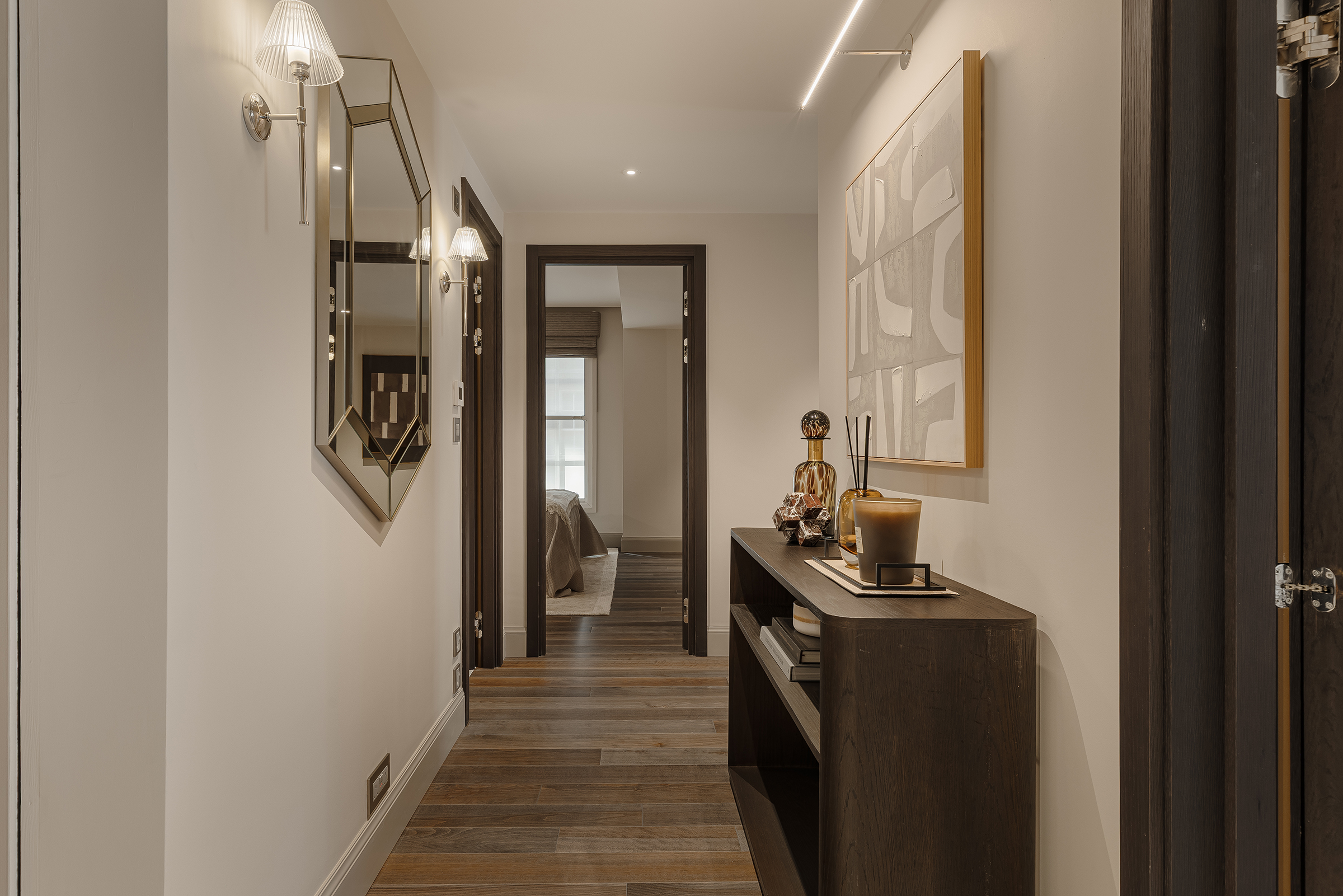  Turnkey Three-Bedroom Apartment in Mayfair - 物件實景