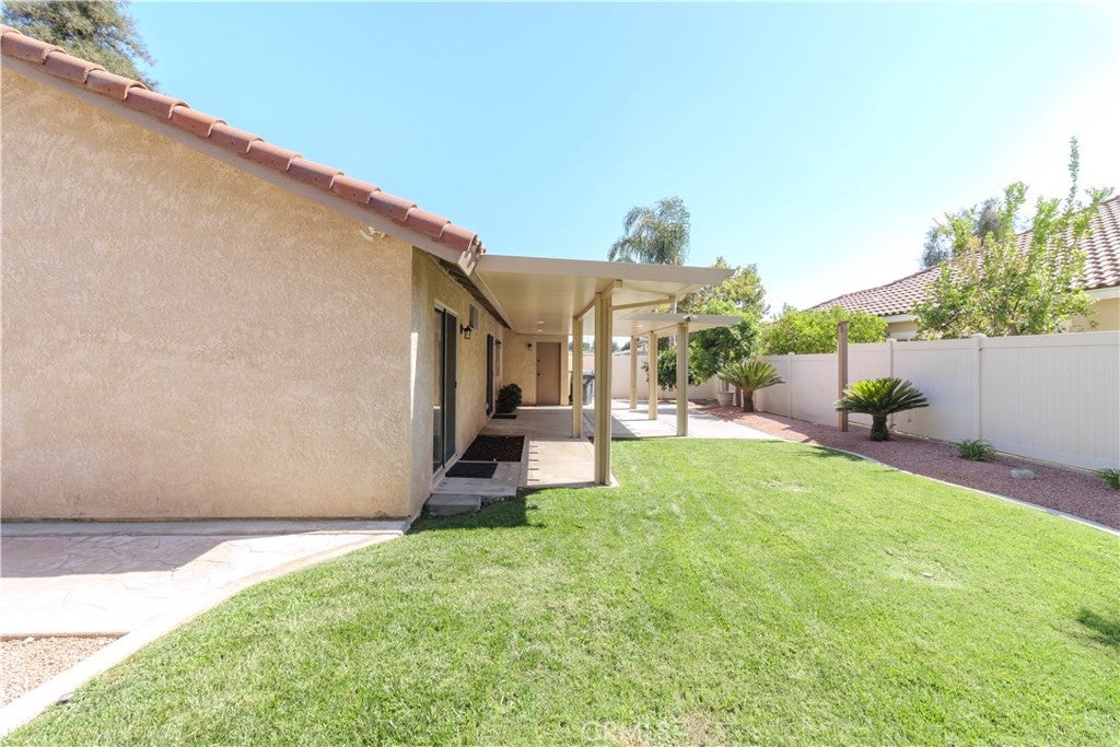 Redlands, California, 92374, United States, 4 Bedrooms Bedrooms, ,2 BathroomsBathrooms,Residential,For Sale,1921818