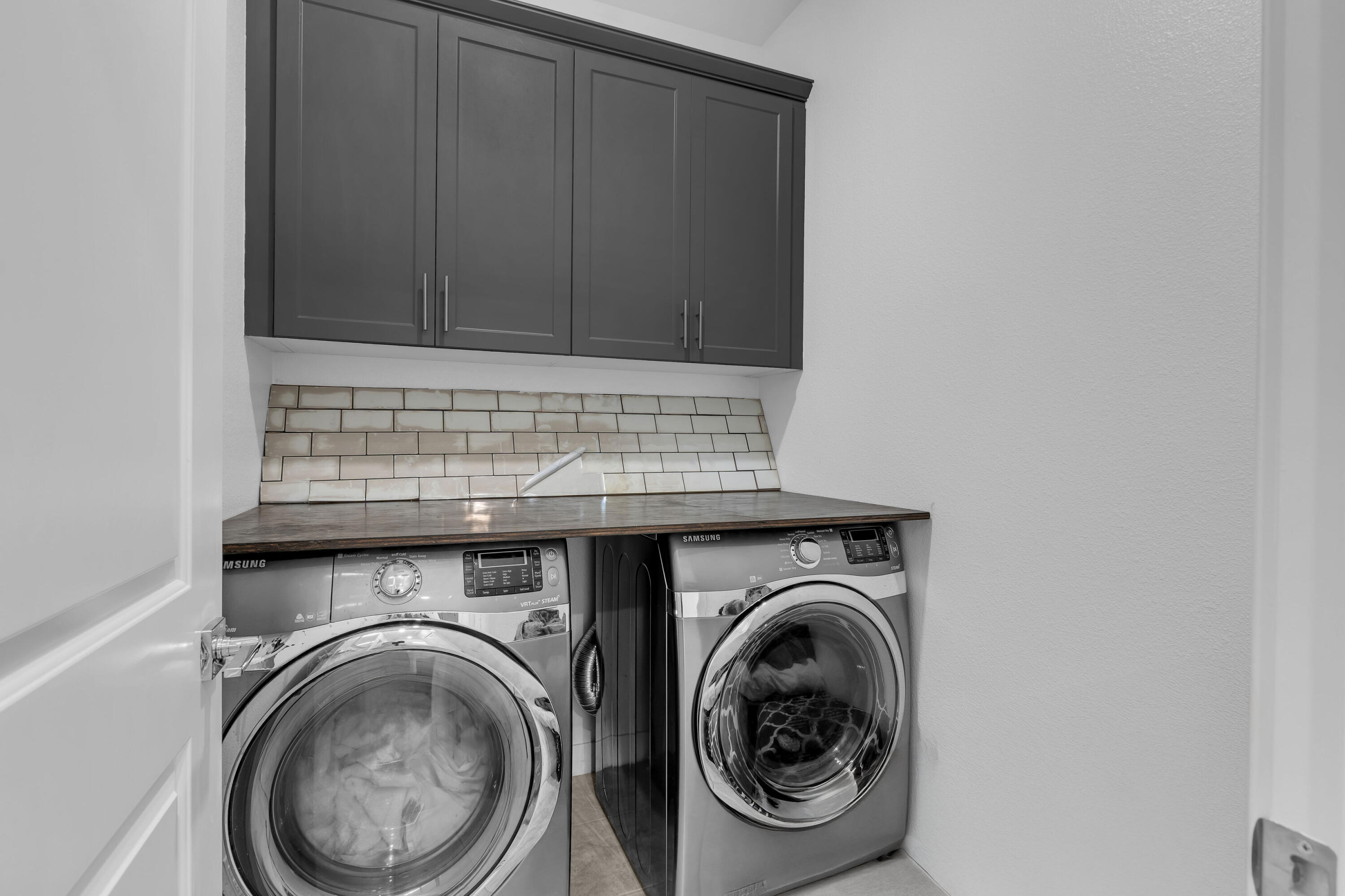 Palm Desert, California, 92211, United States, 4 Bedrooms Bedrooms, ,3 BathroomsBathrooms,Residential,For Sale,1898830