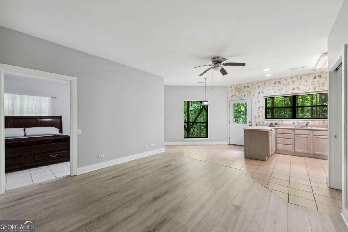 Ellijay, Georgia, 30540, United States, 5 Bedrooms Bedrooms, ,5 BathroomsBathrooms,Residential,For Sale,2016295