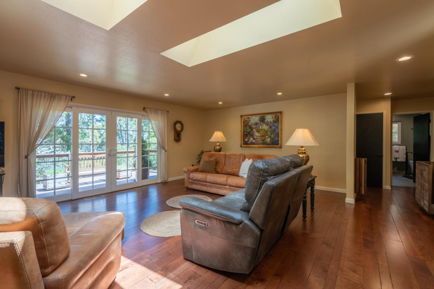 Monterey, California, 93940, United States, 3 Bedrooms Bedrooms, ,2 BathroomsBathrooms,Residential,For Sale,1837476