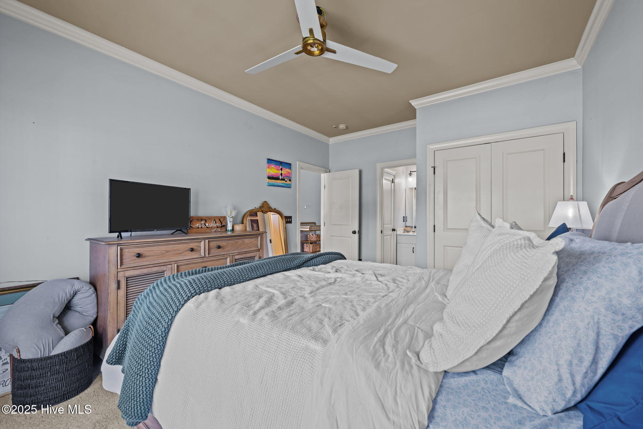 New Bern, North Carolina, 28562, United States, 5 Bedrooms Bedrooms, ,4 BathroomsBathrooms,Residential,For Sale,1941711