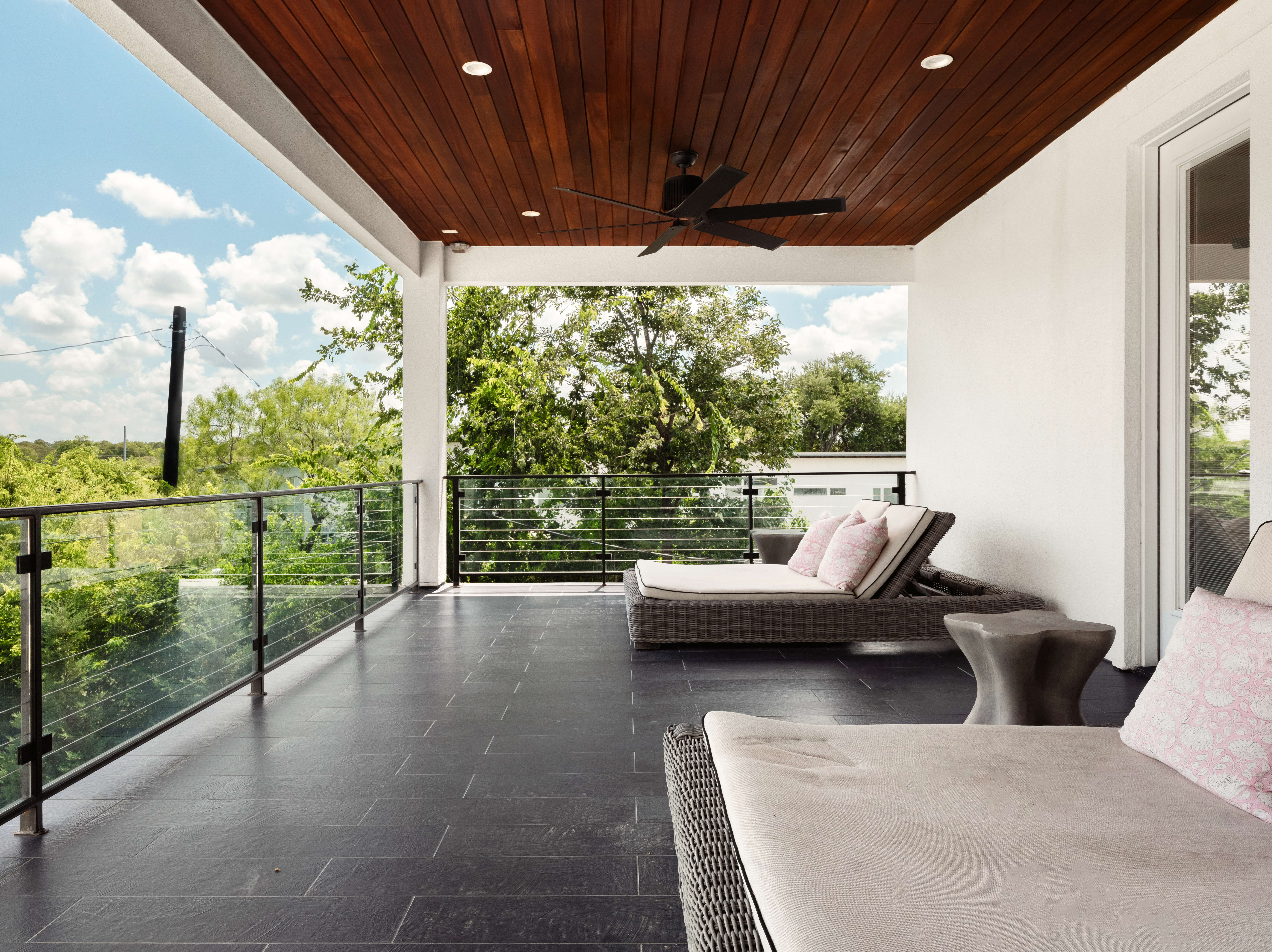  Modern Warmth in the Heart of Tarrytown - 物件實景