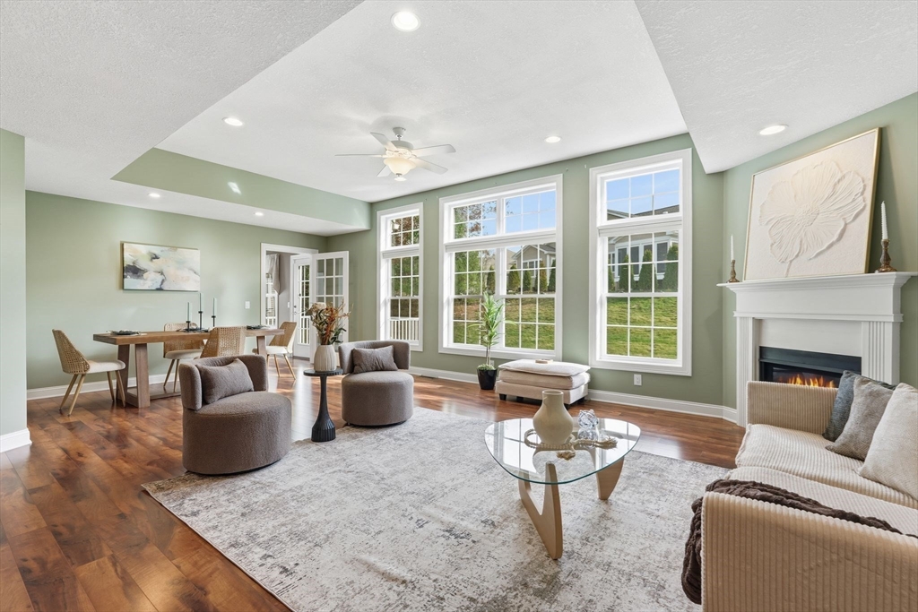 Wilbraham, Massachusetts, 01095, United States, 2 Bedrooms Bedrooms, ,2 BathroomsBathrooms,Residential,For Sale,1995815