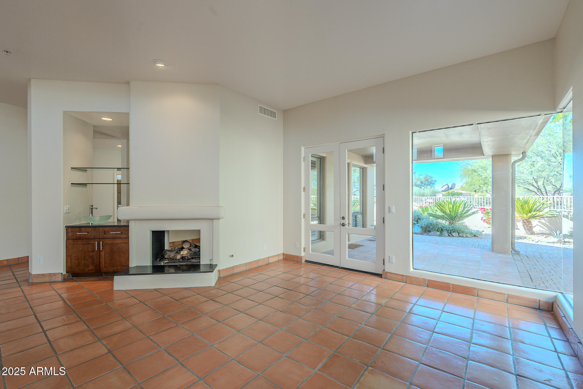 Scottsdale, Arizona, 85266, United States, 2 Bedrooms Bedrooms, ,2 BathroomsBathrooms,Residential,For Sale,1988248