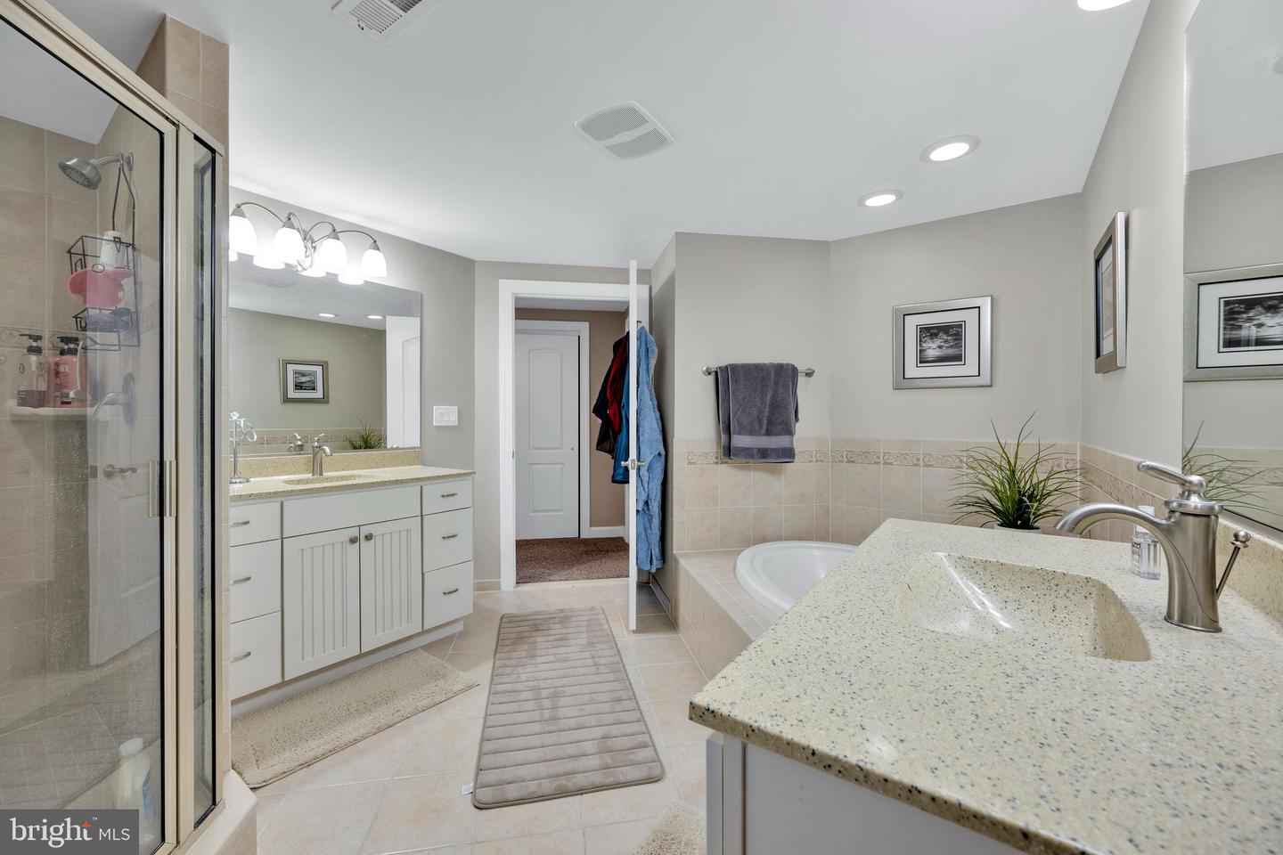 Ocean City, Maryland, 21842, United States, 3 Bedrooms Bedrooms, ,4 BathroomsBathrooms,Residential,For Sale,1826486