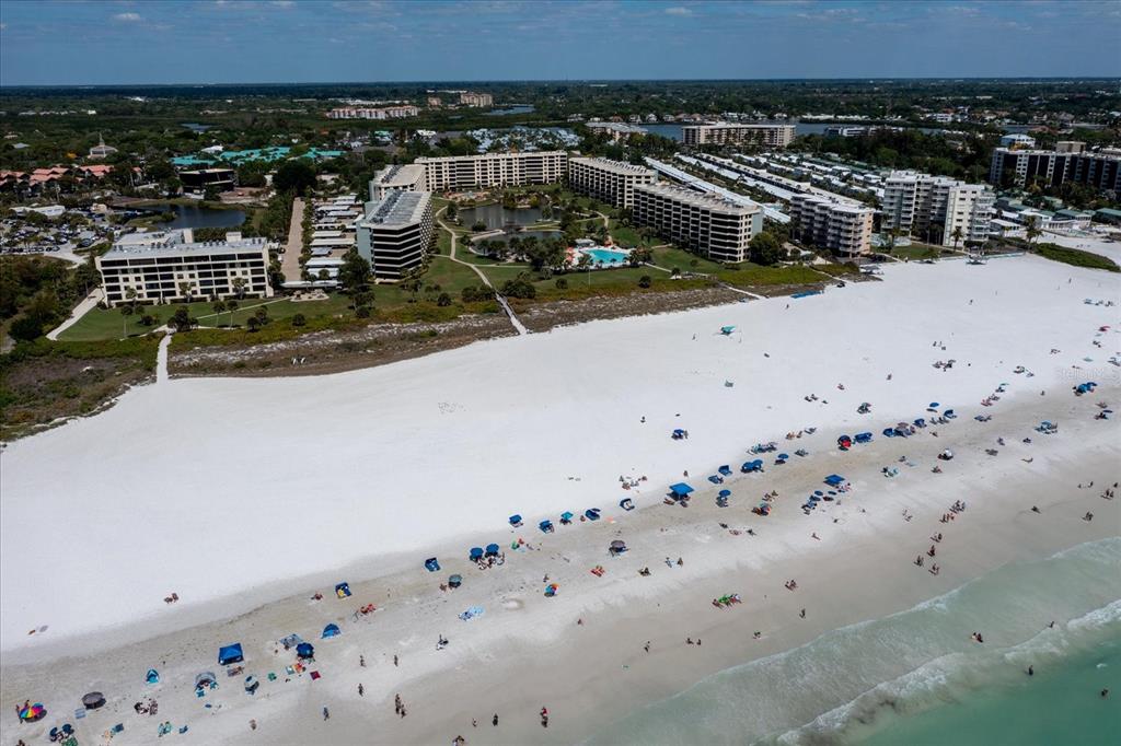Sarasota, Florida, 34243, United States, 3 Bedrooms Bedrooms, ,3 BathroomsBathrooms,Residential,For Sale,1885250