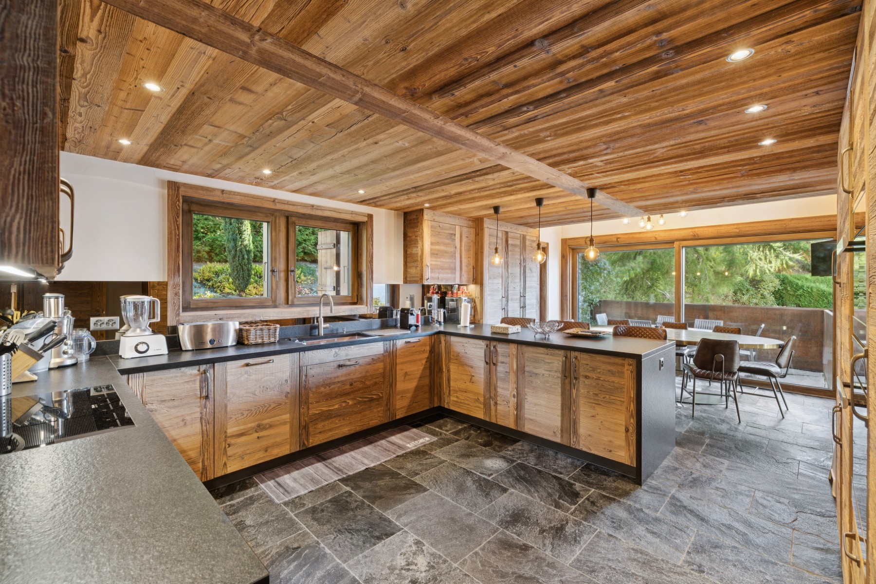  In the heart of the resort, an exceptional chalet. - 物件實景