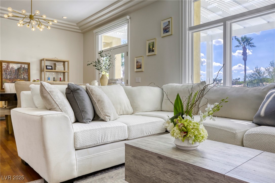 Las Vegas, Nevada, 89117, United States, 3 Bedrooms Bedrooms, ,3 BathroomsBathrooms,Residential,For Sale,1966718