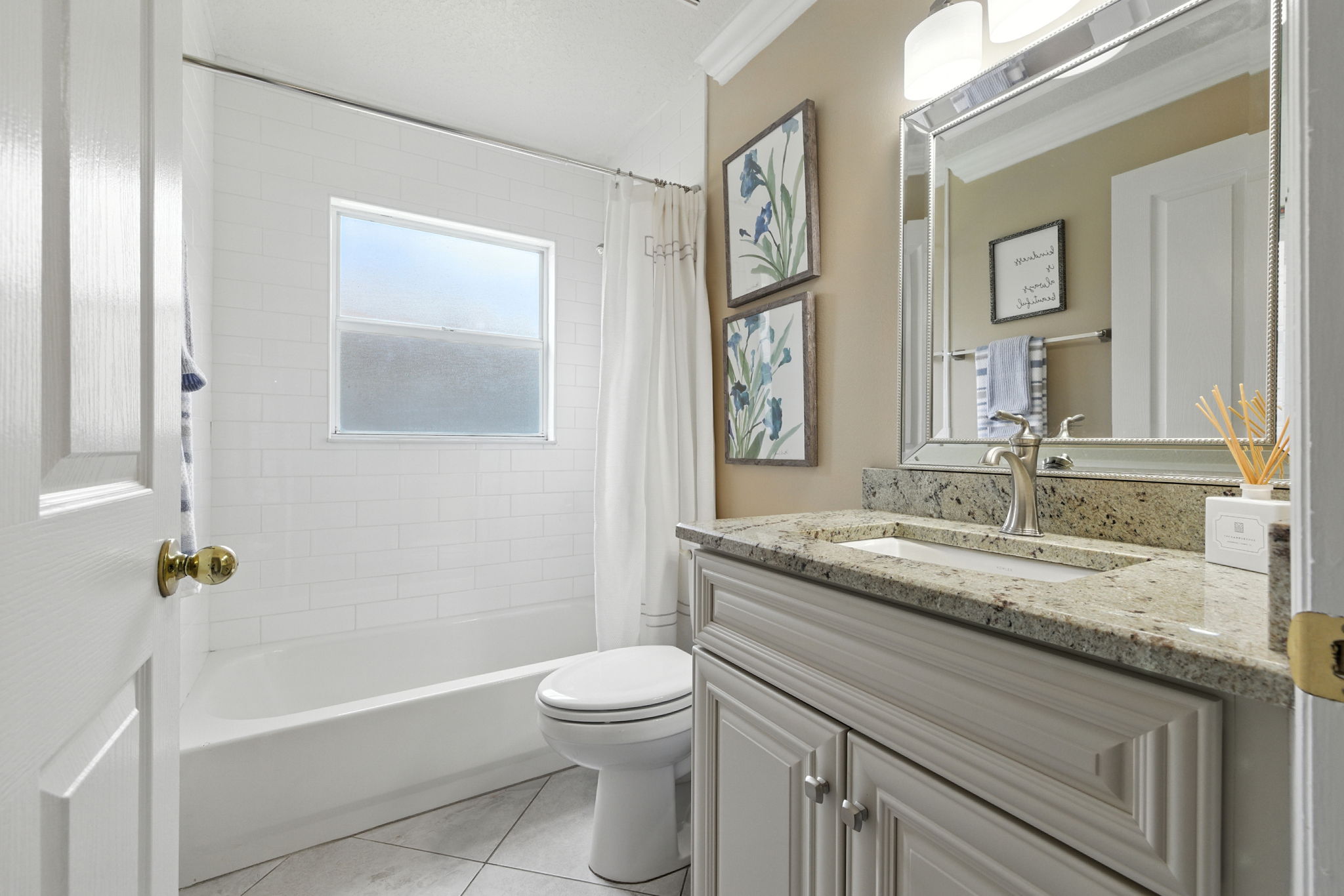 Tampa, Florida, 33647, United States, 3 Bedrooms Bedrooms, ,2 BathroomsBathrooms,Residential,For Sale,1937271