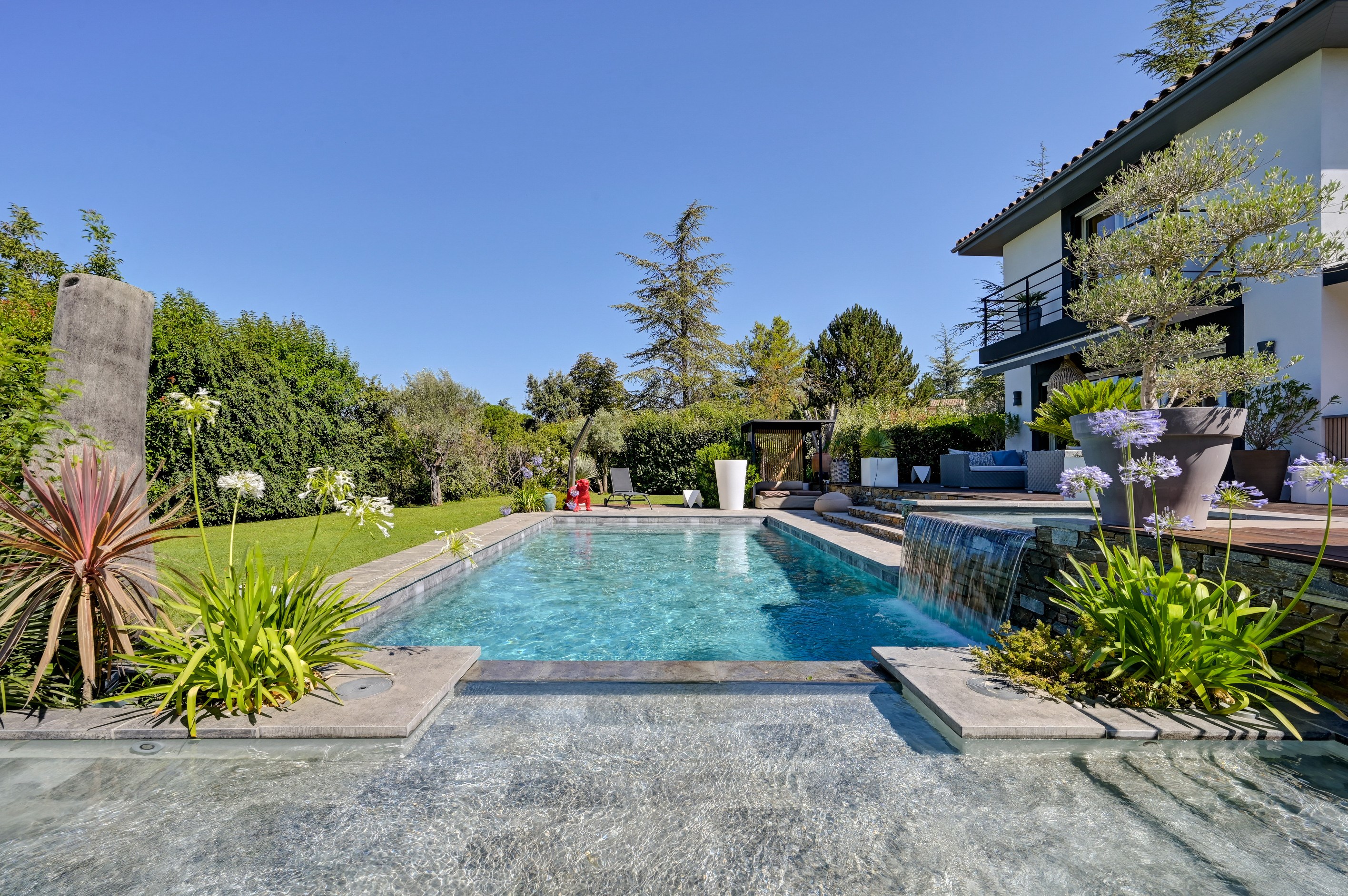  Contemporary Villa with Infinity Pool - 物件實景