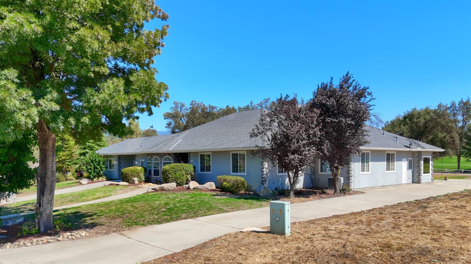 Ahwahnee, California, 93601, United States, 5 Bedrooms Bedrooms, ,4 BathroomsBathrooms,Residential,For Sale,2043706
