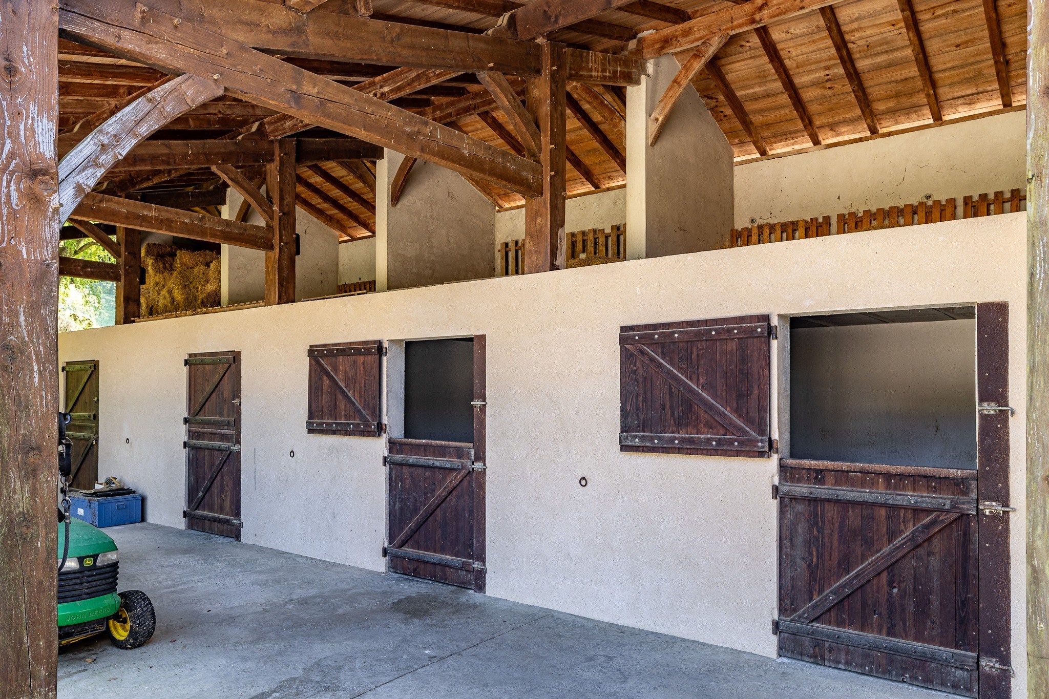  Awakening the Senses in the Land of Azure: A Domain of Light in the Heart of Lo… - 物件實景