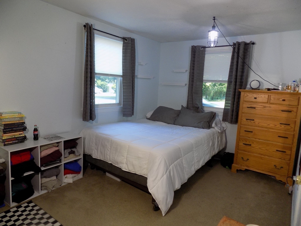 Brockton, Massachusetts, 02301, United States, 3 Bedrooms Bedrooms, ,1 BathroomBathrooms,Residential,For Sale,1895506