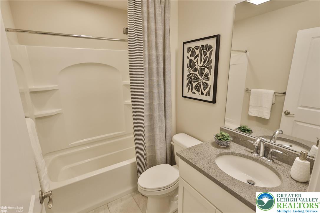 Easton, Pennsylvania, 18045, United States, 3 Bedrooms Bedrooms, ,3 BathroomsBathrooms,Residential,For Sale,1921447