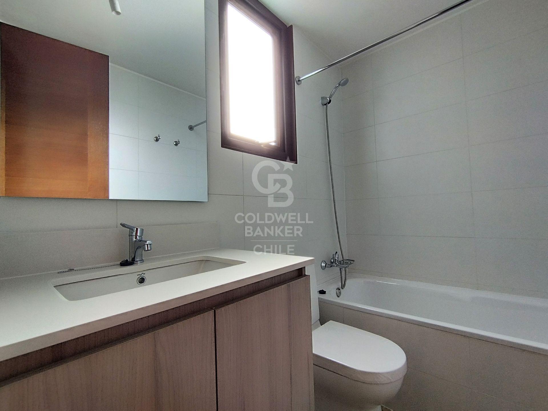 Colina, Chile, 3 Bedrooms Bedrooms, ,4 BathroomsBathrooms,Residential,For Sale,1877274