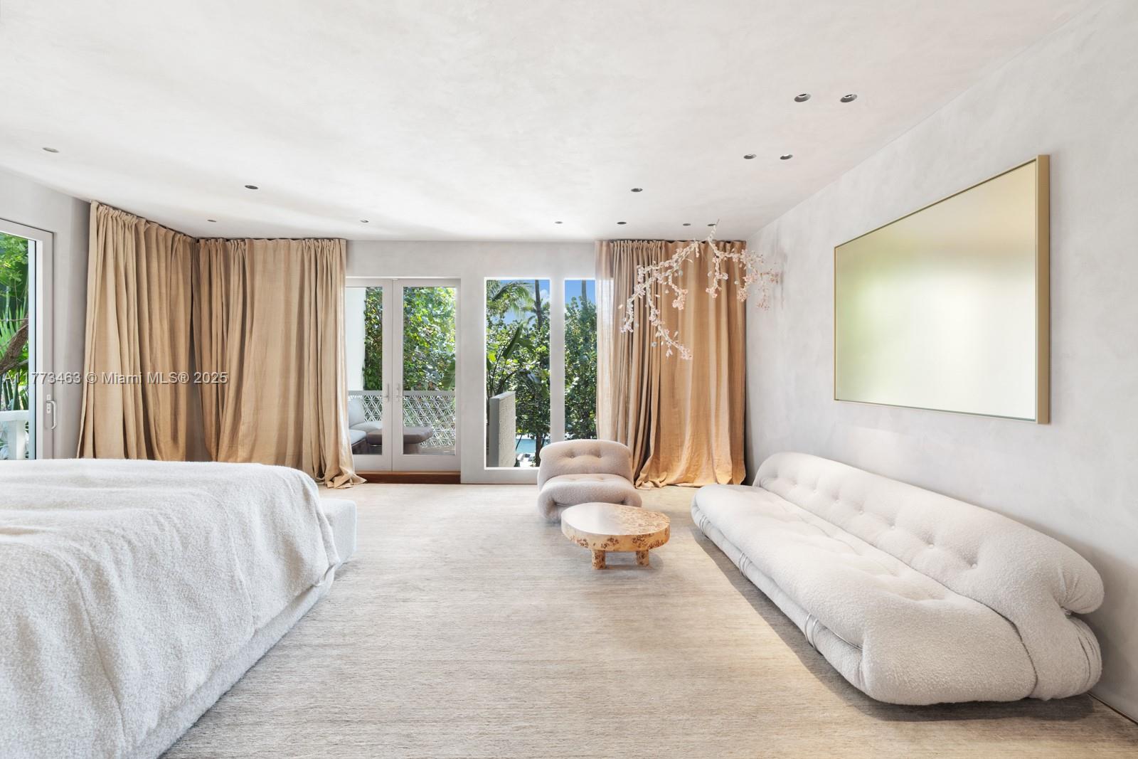 Miami Beach, Florida, 33140, United States, 6 Bedrooms Bedrooms, ,7 BathroomsBathrooms,Residential,For Sale,1759763