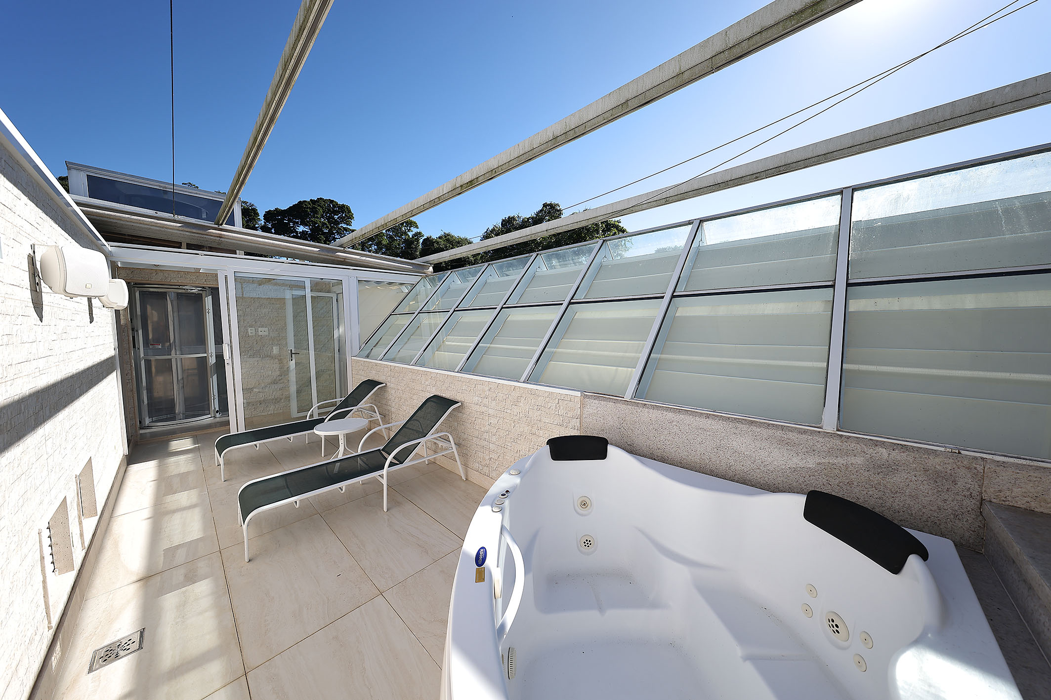  Newly built residence with panoramic elevator in gated condominium in Petrópolis - 物件實景