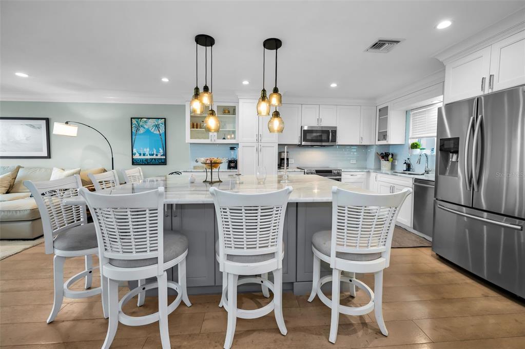 St Petersburg, Florida, 33704, United States, 2 Bedrooms Bedrooms, ,2 BathroomsBathrooms,Residential,For Sale,1989115