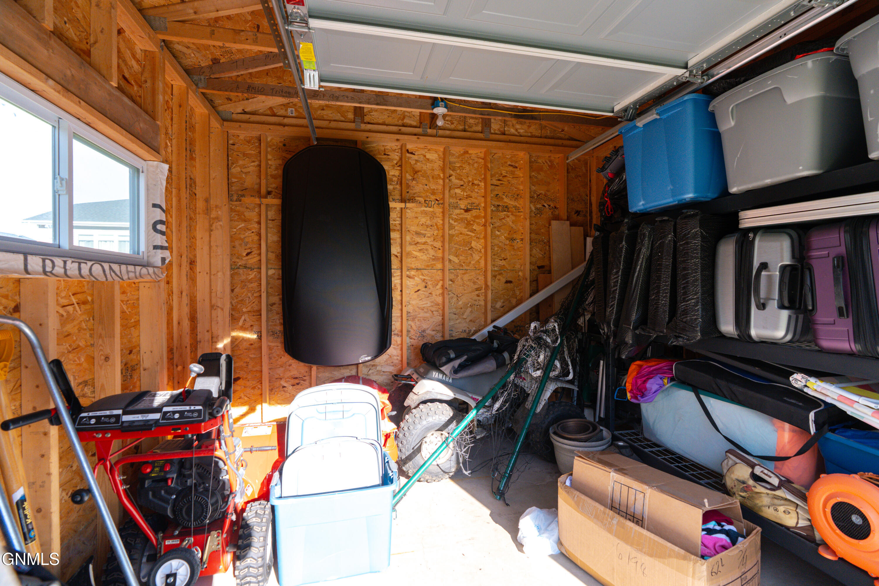 Bismarck, North Dakota, 58504, United States, 5 Bedrooms Bedrooms, ,2 BathroomsBathrooms,Residential,For Sale,1986096