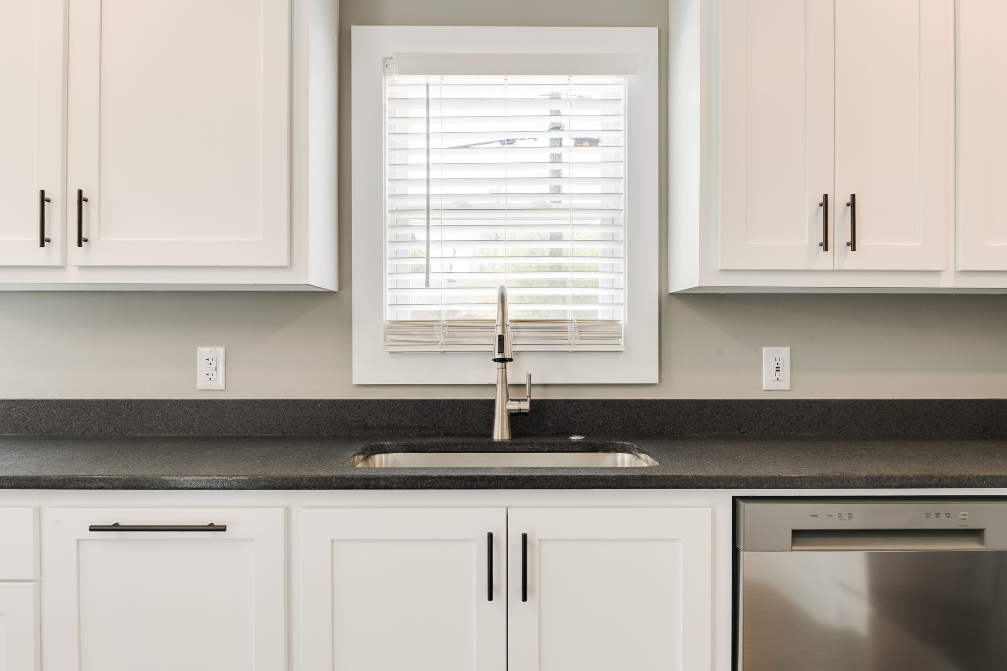  1518 Carlisle Court, The Village, OK 73120 - 物件實景
