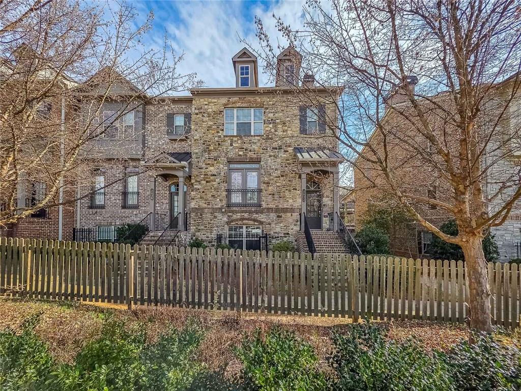 Alpharetta, Georgia, 30009, United States, 3 Bedrooms Bedrooms, ,4 BathroomsBathrooms,Residential,For Sale,2006283