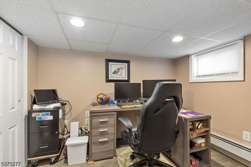 Garwood Boro, New Jersey, 07027, United States, 3 Bedrooms Bedrooms, ,2 BathroomsBathrooms,Residential,For Sale,1908282