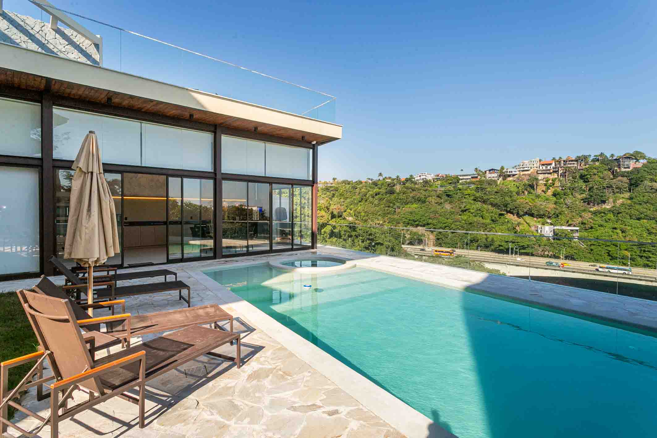  Ultra-Luxury residence in Joá with uninterrupted ocean views - 物件實景