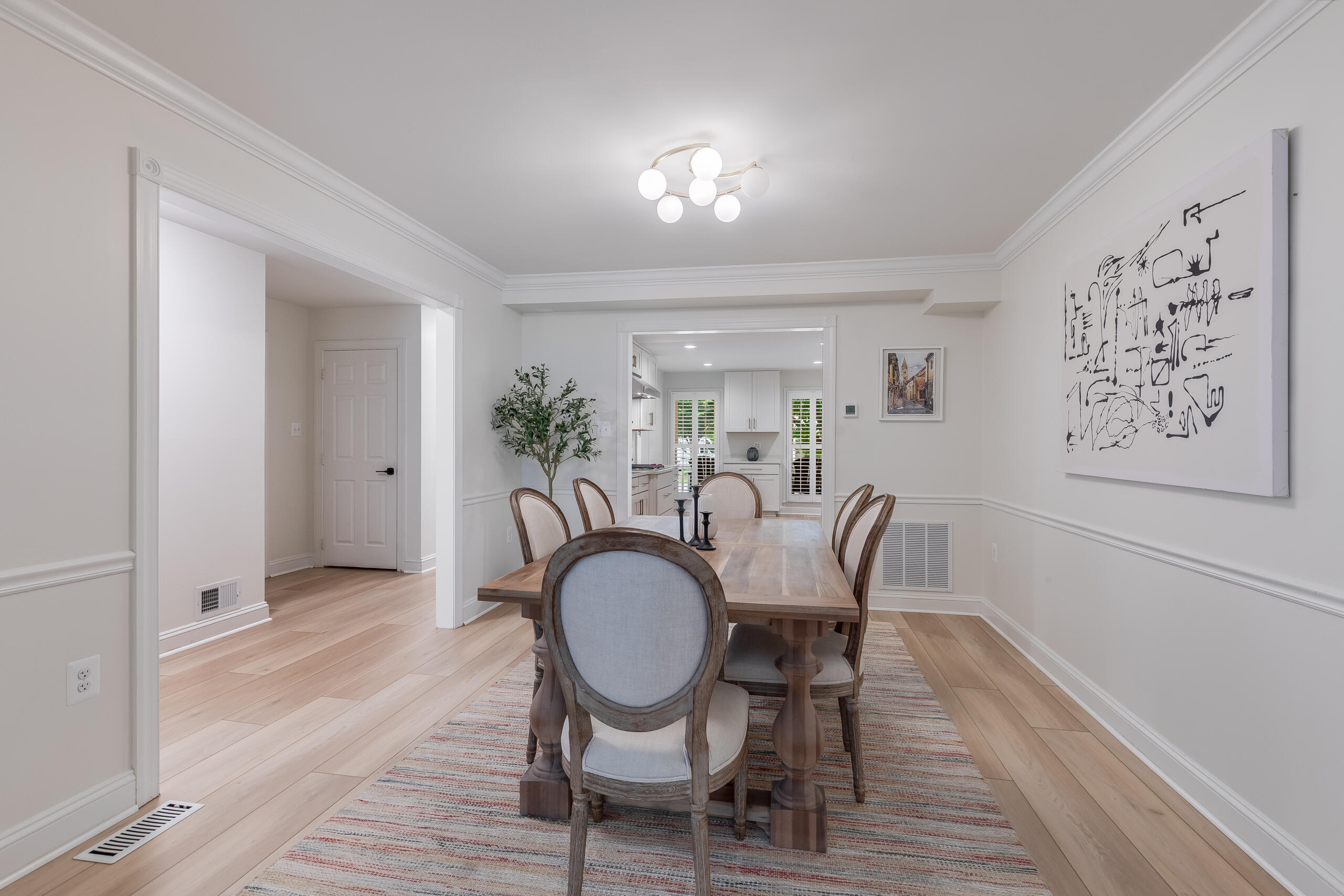  215 Andover Court Northeast, Leesburg, VA 20176 - 物件實景