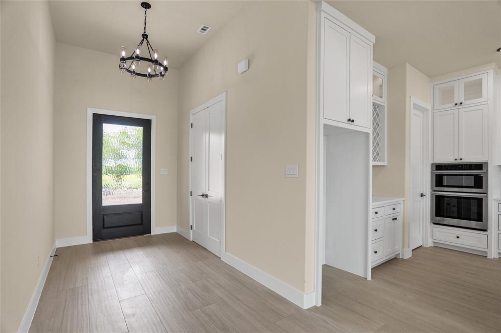 Celeste, Texas, 75423, United States, 4 Bedrooms Bedrooms, ,4 BathroomsBathrooms,Residential,For Sale,1882492